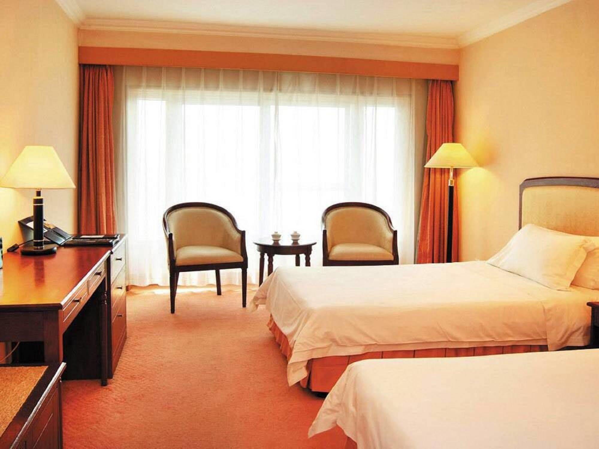 Zhongshan Hotel Dalian Exterior photo
