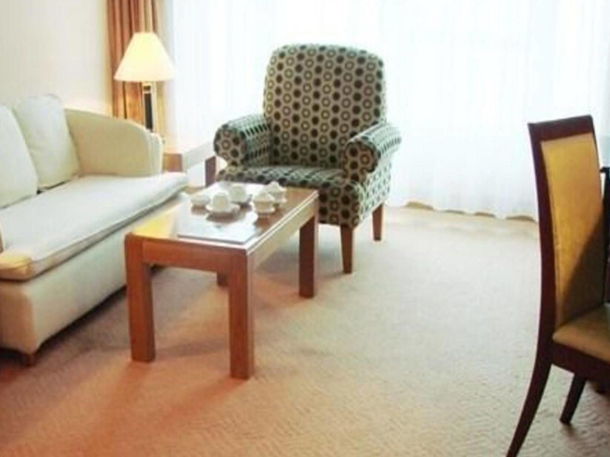 Zhongshan Hotel Dalian Exterior photo